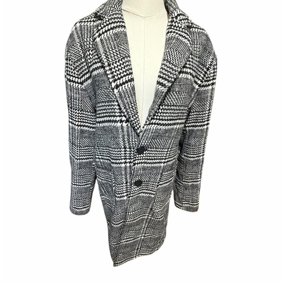 UNAEO Jackets & Blazers - UANEO Wool Blend Black and White Plaid Blazer Coat Sz Lrg (unisex)